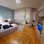 Kineski Zid Апартаменты *