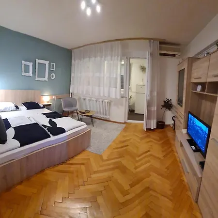 Kineski Zid Apartment *